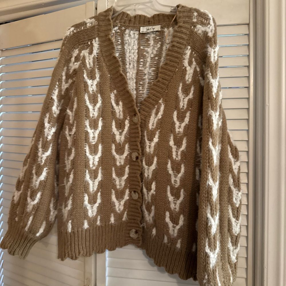 Sadie & Sage Tan and White Cardigan
